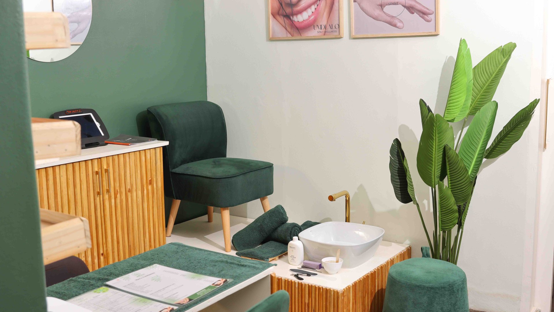 A treatment room at Umdlalo Wellness Spa, set within the gardens of Umdlalo Lodge